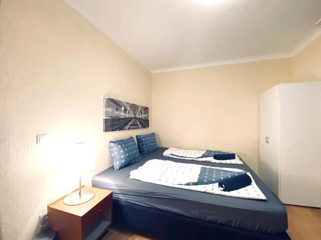 Homestay Tripel Room In Floridsdorf Area Vienna