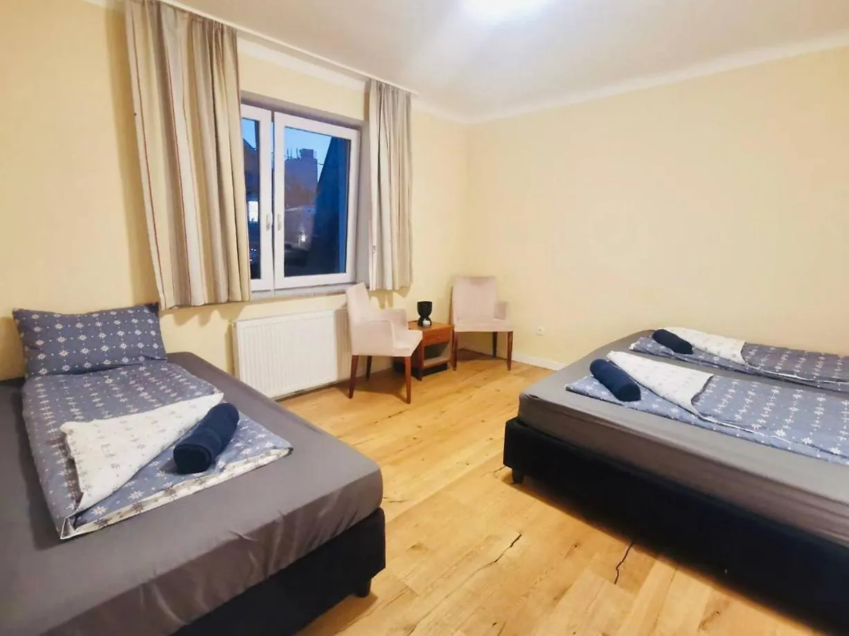 Tripel Room In Floridsdorf Area location